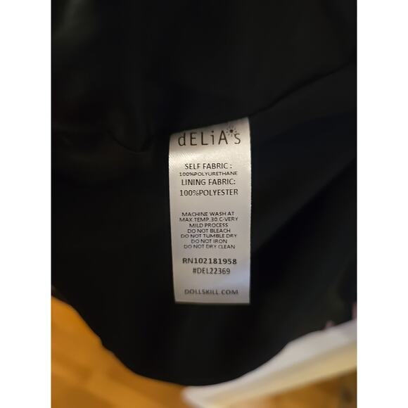 Delias By Dollkill Midnight In Paris Vegan Leather Jacket XXS Amazing Condition - Picture 5 of 6